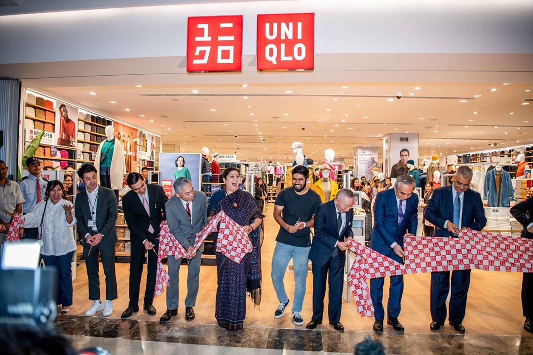 Юникло корея. Uniqlo Корея. ТЦ хорошо юникло. ТРЦ хорошо Москва Uniqlo. Uniqlo Кунцево Плаза.