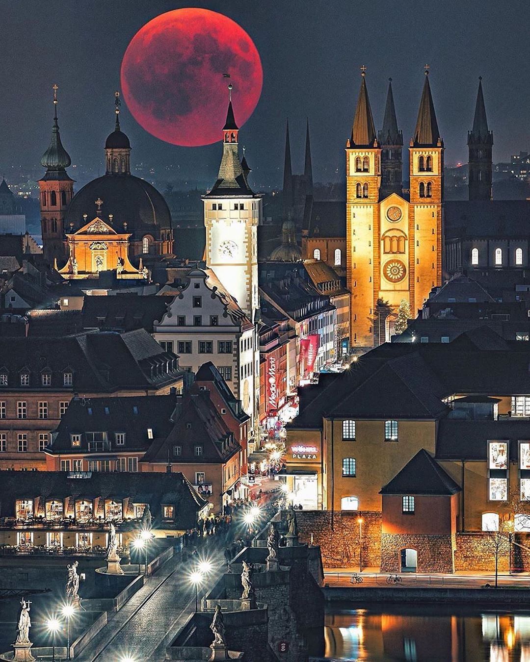 Canon Photography: The stunning city of Würzburg Photography 