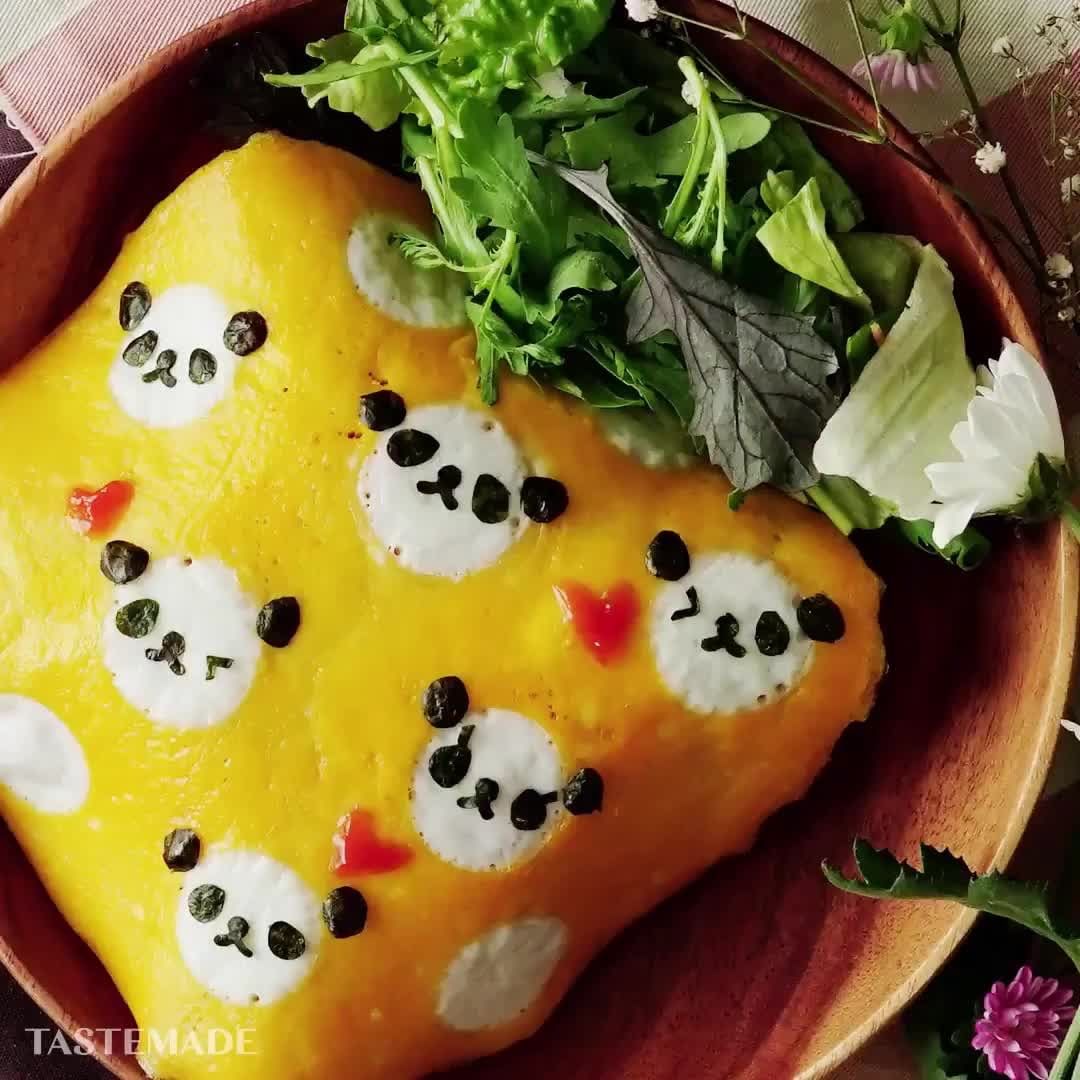 Tastemadejapan 水玉で作るよ パンダちゃんオムライス 食べるのがもったいない 可愛いパンダで一杯のオムライスをどうぞ 材料 卵白 1個 全卵 1個 卵 Ciao Nihon